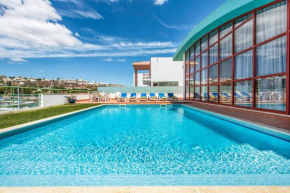 Villa Malibu Marina